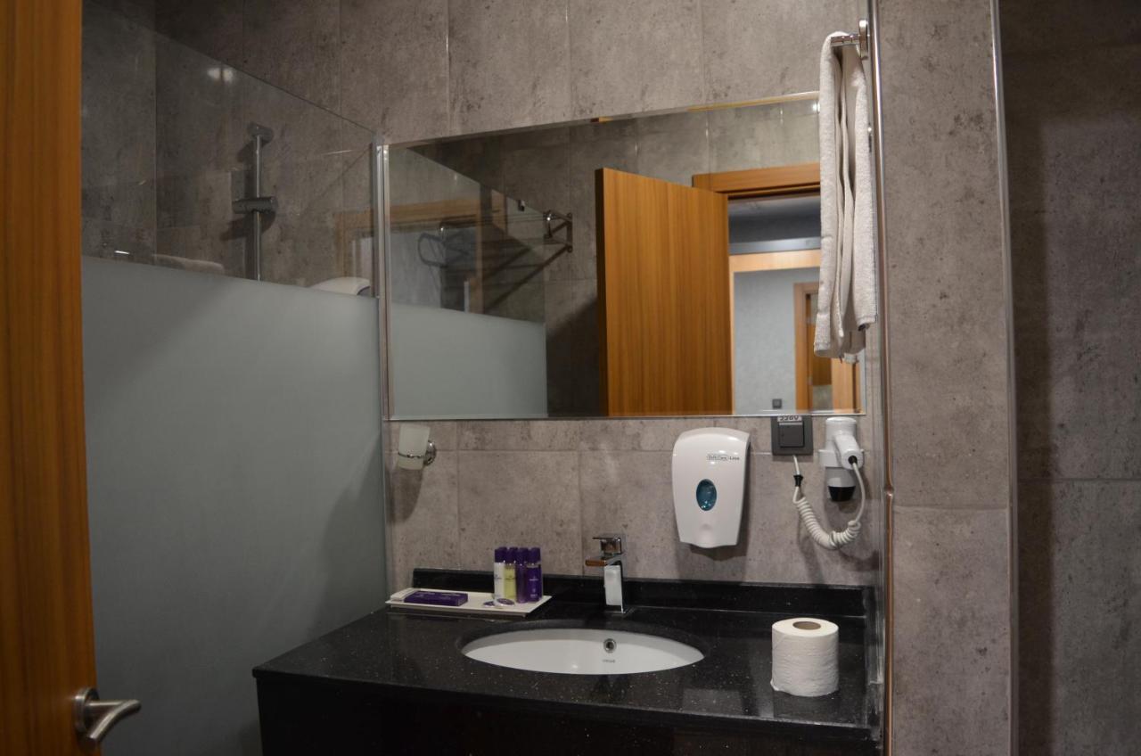 Lavanta Tepesi Hotel Ve Spor Tesisleri Burdur Bagian luar foto