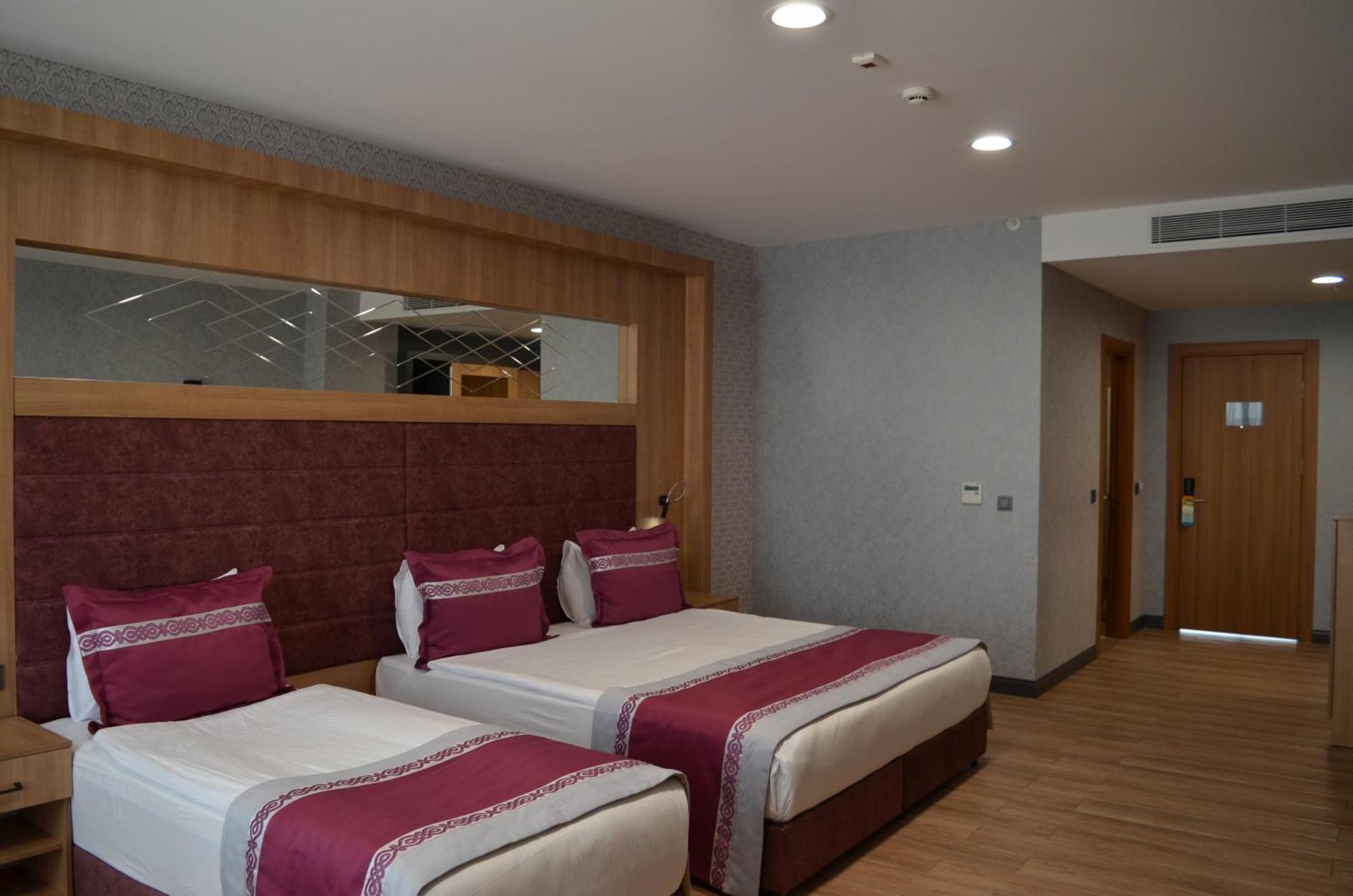 Lavanta Tepesi Hotel Ve Spor Tesisleri Burdur Bagian luar foto