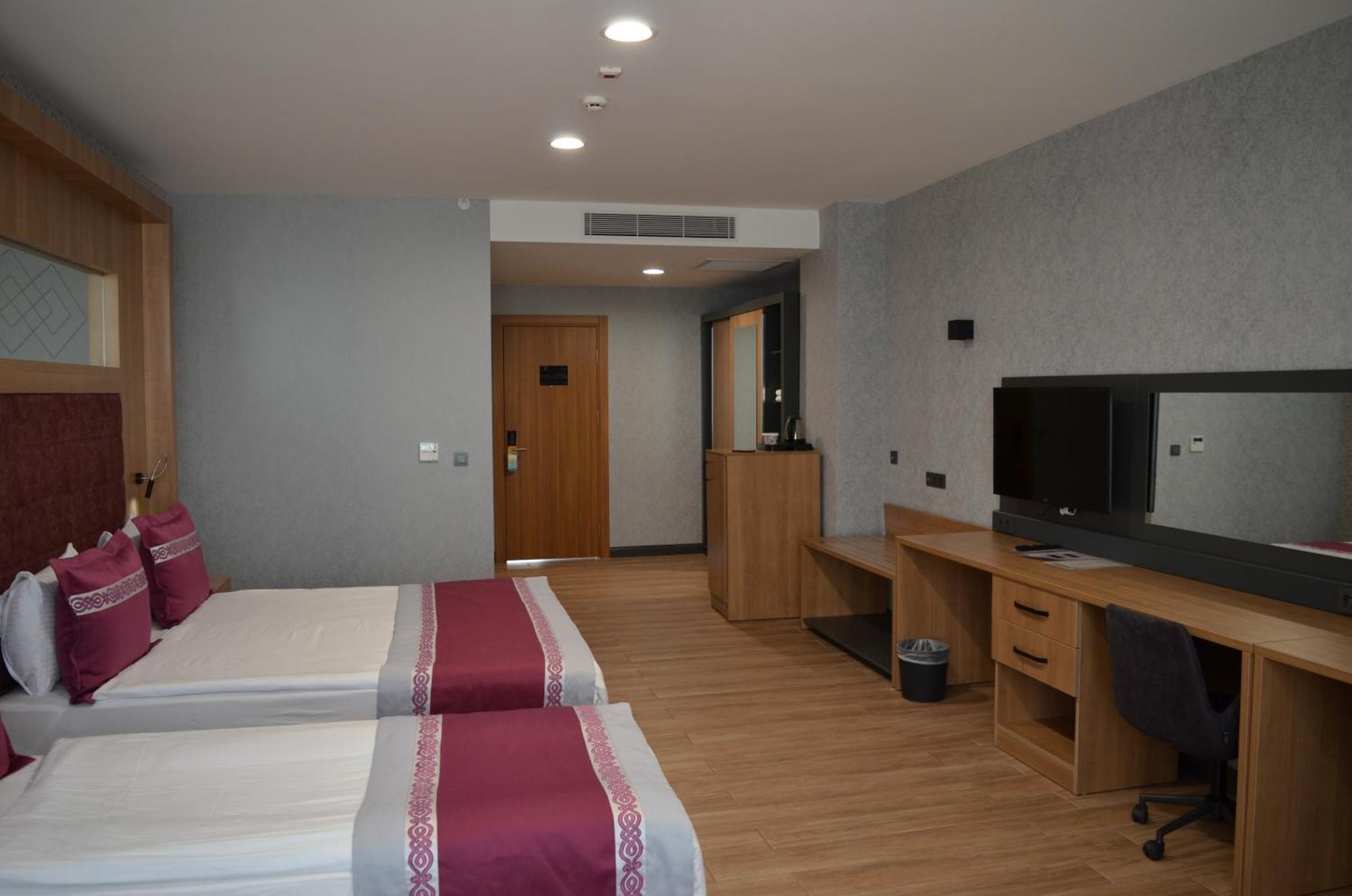 Lavanta Tepesi Hotel Ve Spor Tesisleri Burdur Bagian luar foto